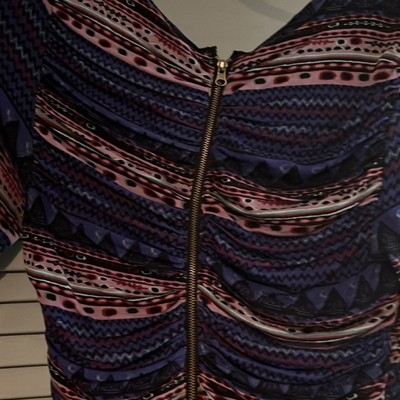 Patterned Dress - Picture 3 of 7
